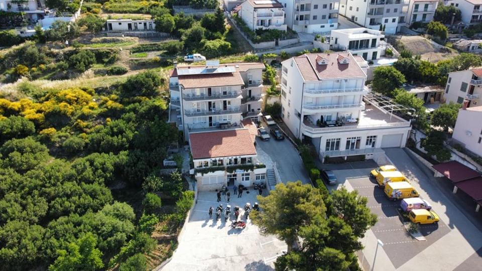 Pansion Komfor Moca Makarska Exterior photo